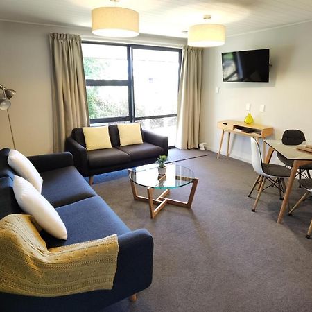 Milford Road Apartments Te Anau Exteriör bild